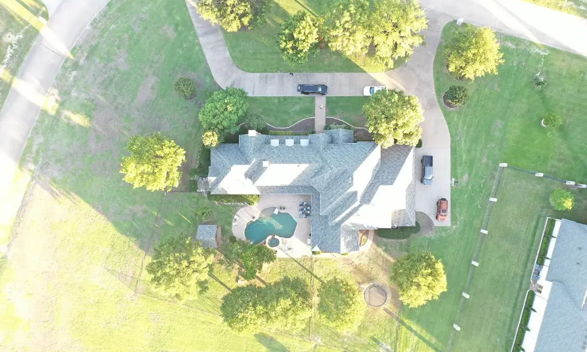 New shingle roof installation on a home in Tuscumbia